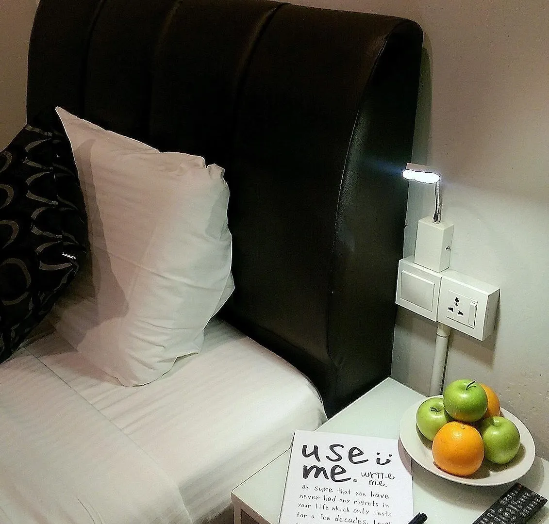 Hostel Pink Cabana Hotel George Town