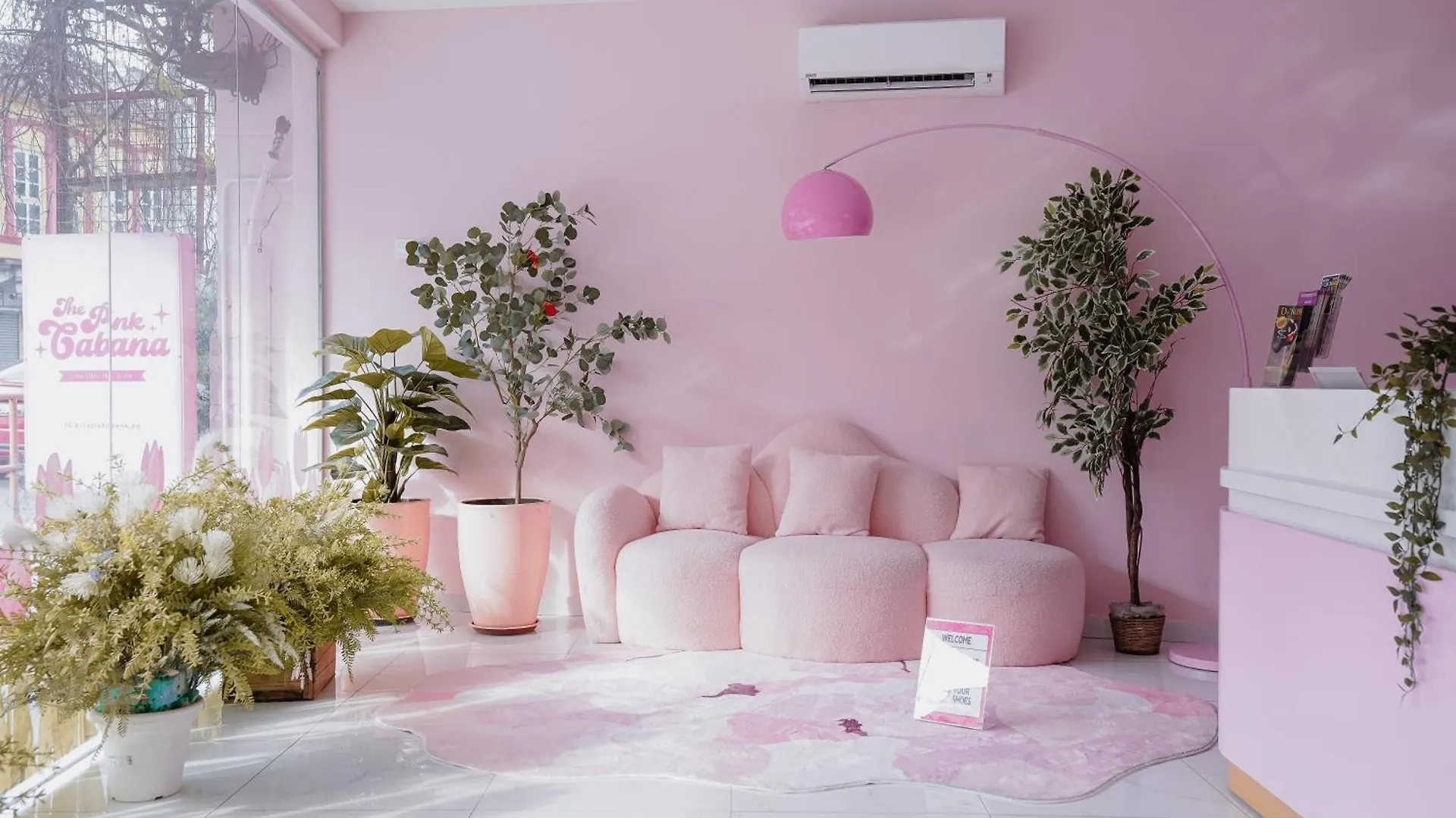 Pink Cabana Hotel George Town Hostel