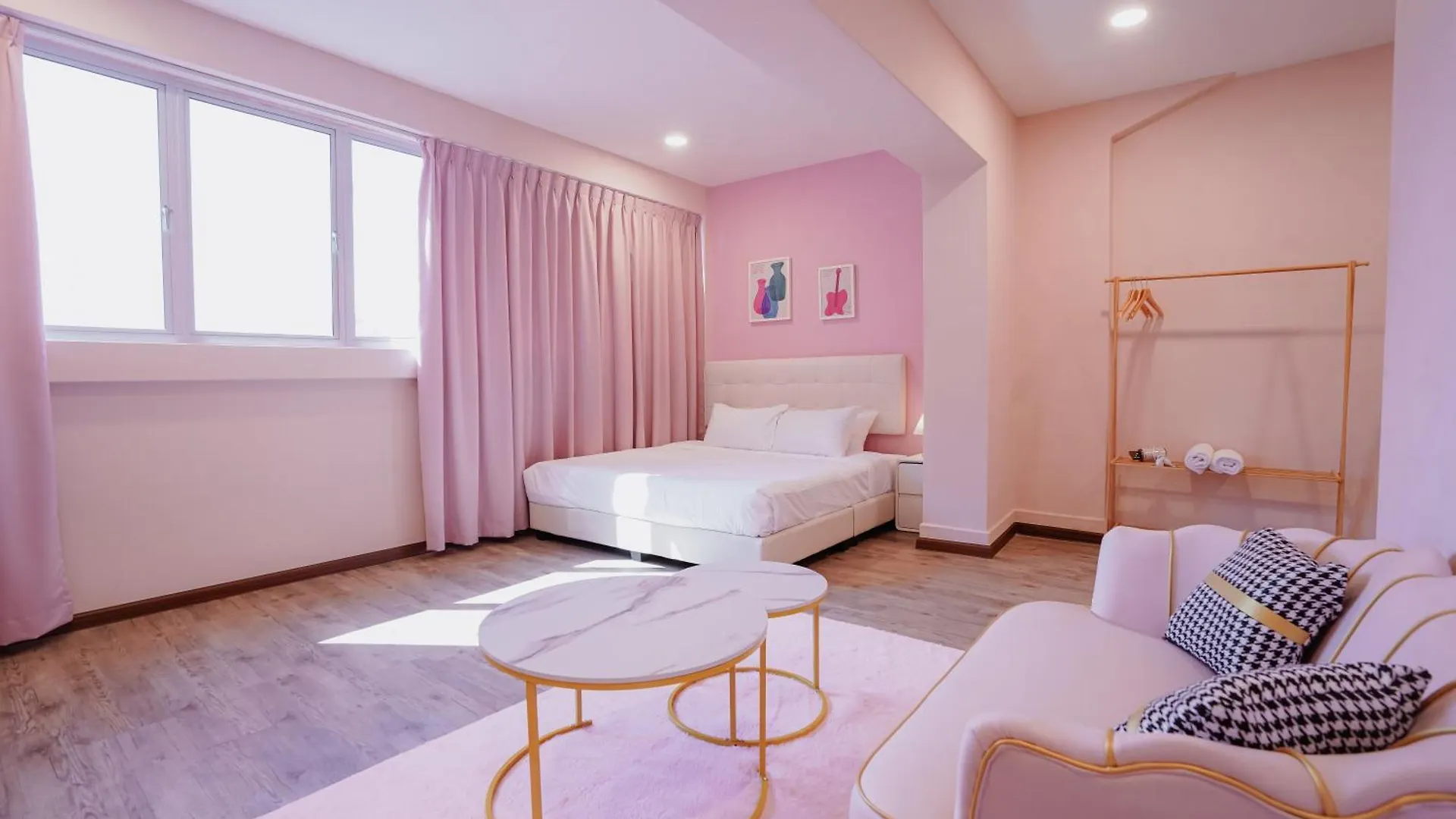 Hostel Pink Cabana Hotel George Town