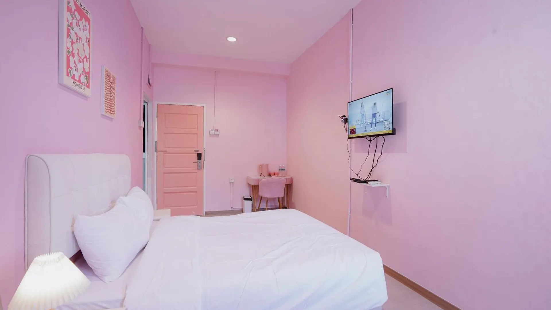 Pink Cabana Hotel George Town 0*,